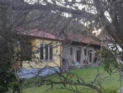 Slunce, seno, jahody