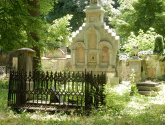 na cintoríne 2