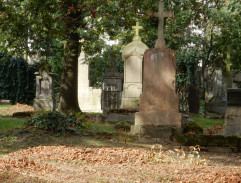 pri hrobe Františky Lázenskej