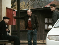 S01E01 Záchvěv lidskosti