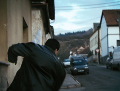 S01E01 Záchvěv lidskosti