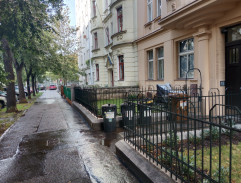 10. Svátky klidu a míru