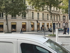 Josyane se zlobí na Grégoira