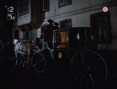 pred viedeňským domom Beňovského