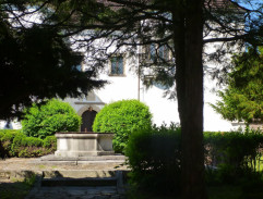 Lentulayov kaštieľ