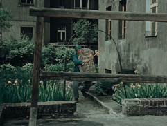 dvor Lukáčovho bytu