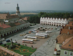 námestie v mestečku