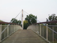 Hana Krátká na mostě