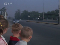 pri priechode pre chodcov