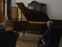 Hana u klavíru