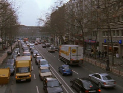 Premávka na ulici v Kolíne