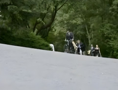 cesta na hrad Kamenec