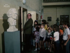 chodba v hudobnej škole