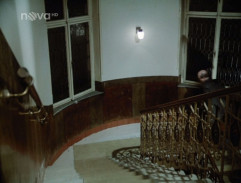 na schodoch liečebného domu