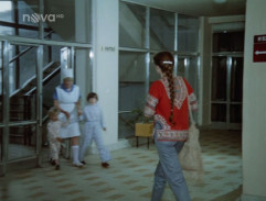 Ten svetr si nesvlíkej