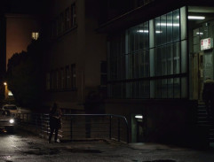 Výslech před nemocnicí