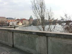 Pohled na Staroměstskou mosteckou věž Karlova mostu