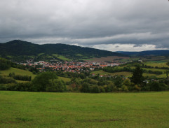 Město