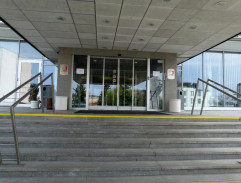 Vstup budovy ČT