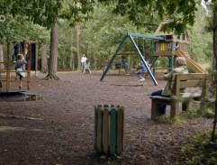 Lesní dětské hřiště