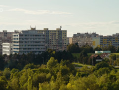 Pohled na paneláky
