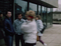 veksláci pred Tuzexom