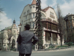 Zítra vstanu a opařím se čajem