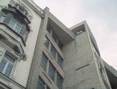 Zítra vstanu a opařím se čajem