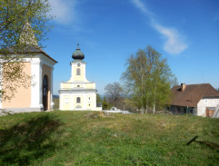 Kapela poblíž kostela