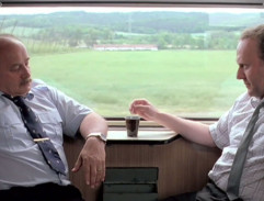 Ještě žiju s věšákem, plácačkou a čepicí