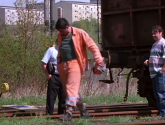 Ještě žiju s věšákem, plácačkou a čepicí