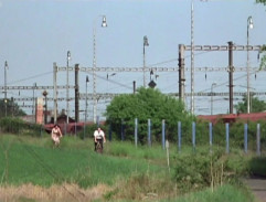 Ještě žiju s věšákem, plácačkou a čepicí