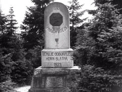 Pomník na Blatenském vrchu