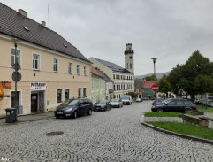 Radnice v Klášterci nad Ohří