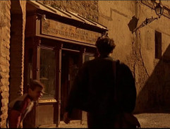 Dean Corso u obchodu s knihami