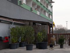 pred riadiacim centrom