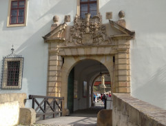Vstupní brána hradu