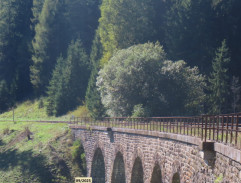 Na viaduktu