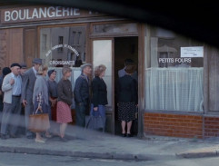 Fronta před obchodem