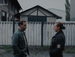 V průmyslovém areálu 2