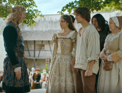 Na nádvoří zámku