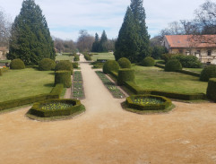 Zámecký park