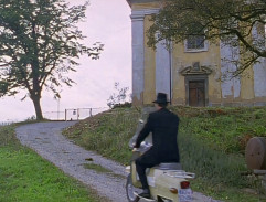 Pod kostelem