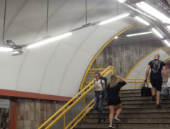 schody v metre