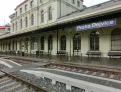Vlakové nádraží