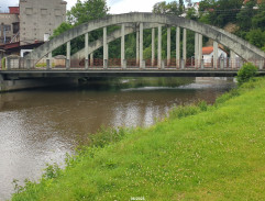 Zamřížovaný charleston