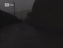 cesta pri železnici