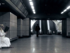 V metru